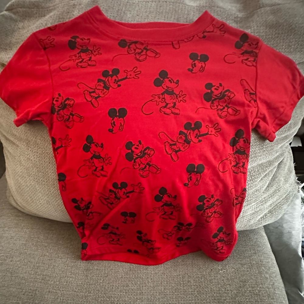 Mickey Mouse red t-shirt